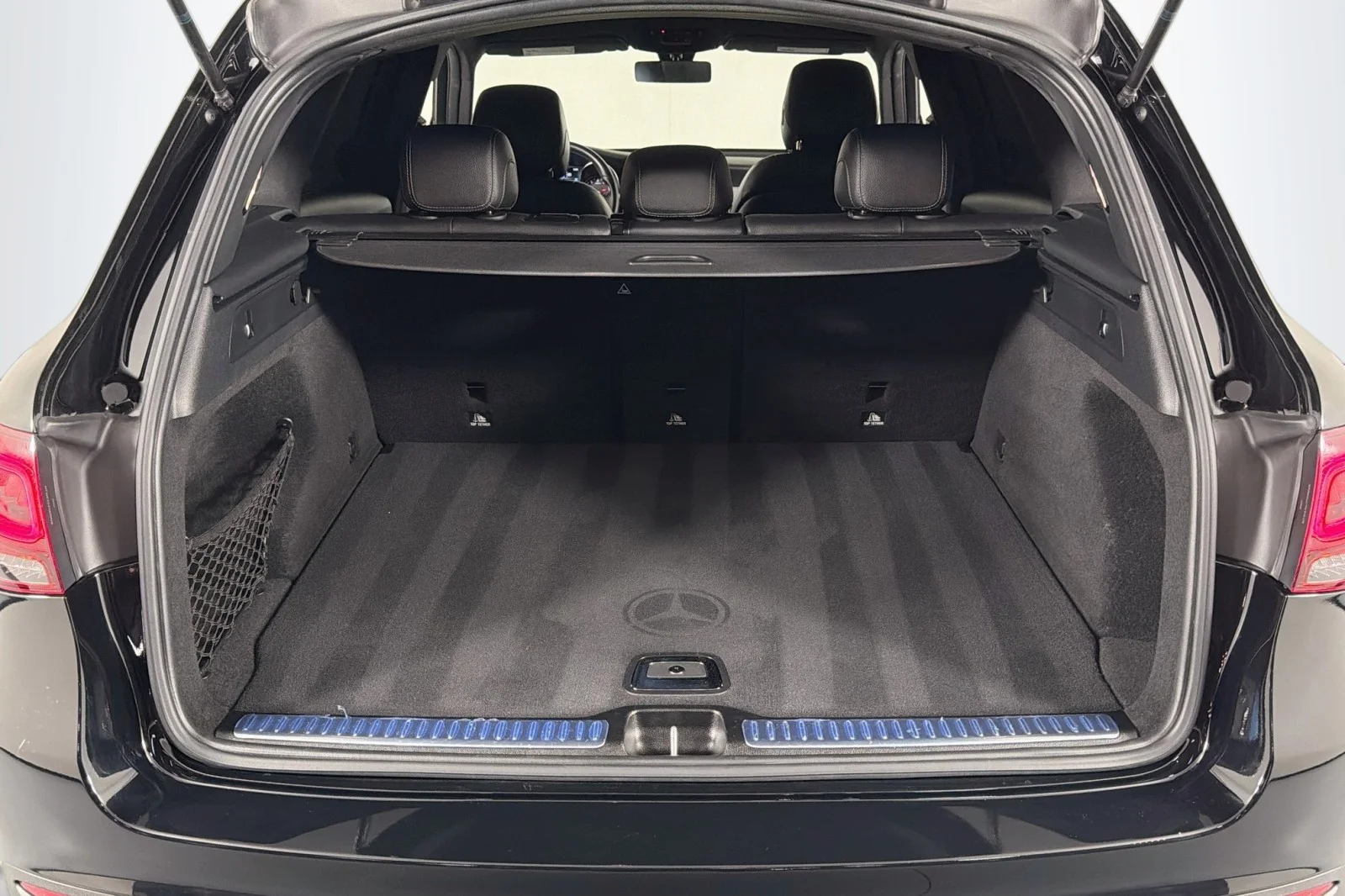 Used 2021 Black Mercedes-Benz 300 image 21