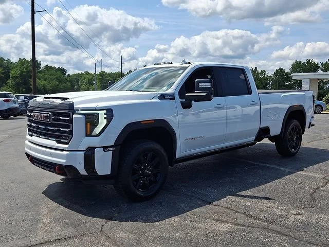 New 2026 Summit White GMC AT4 image 5