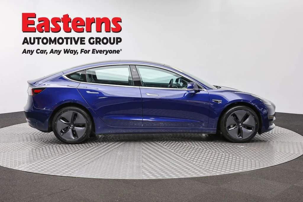 Used 2018 Blue Tesla Long Range image 4