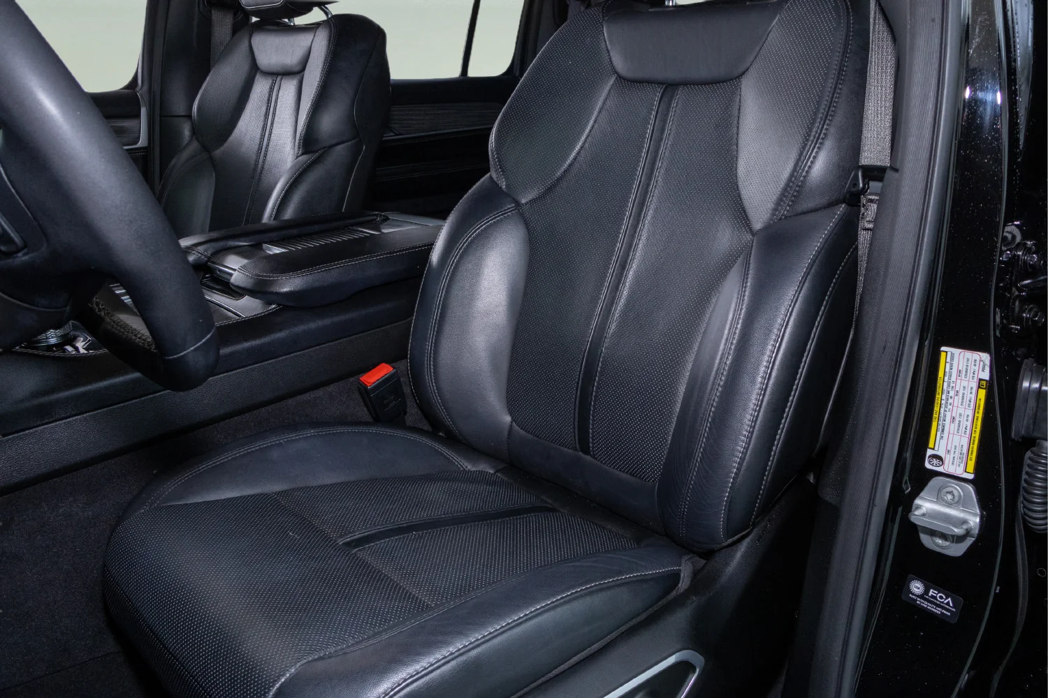 Certified Used 2023 Black Jeep Series II 4x4 image 13