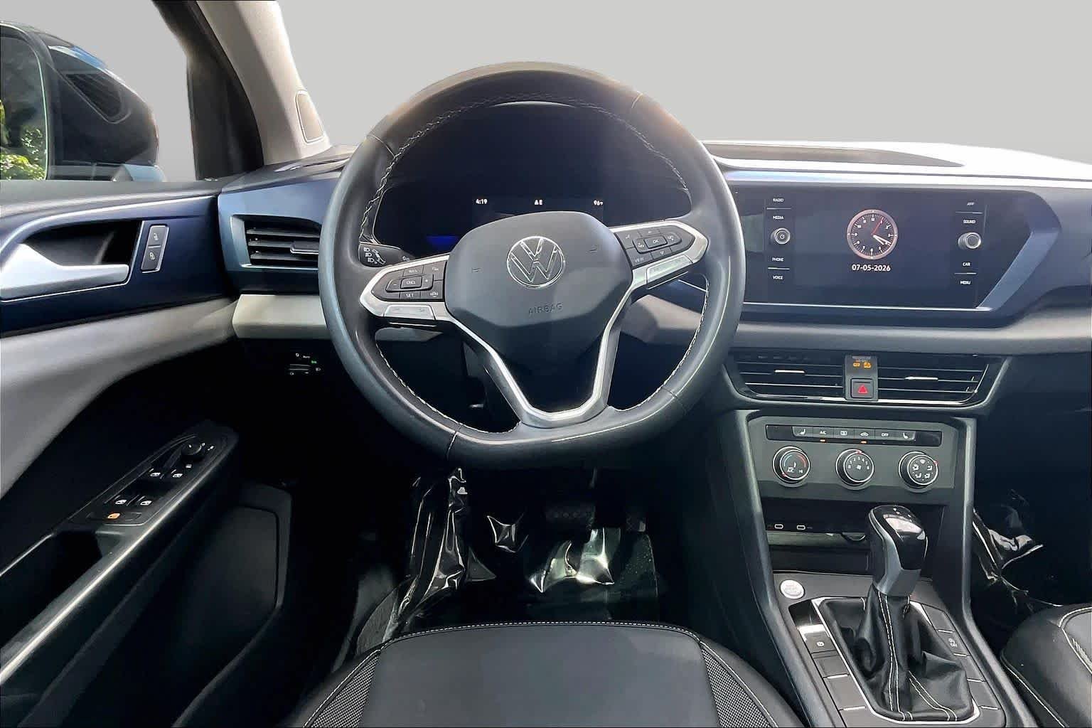 Certified Used 2022 Deep Black Pearl Volkswagen SE image 6