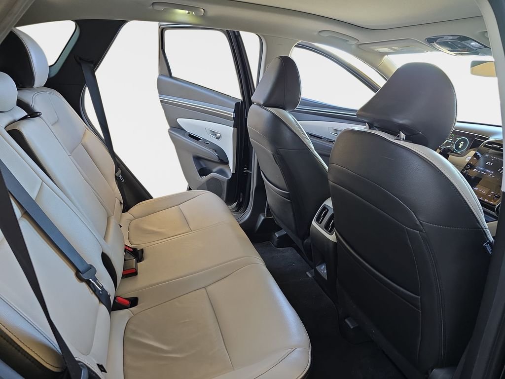 Used 2022 Black Hyundai SEL Convenience image 13