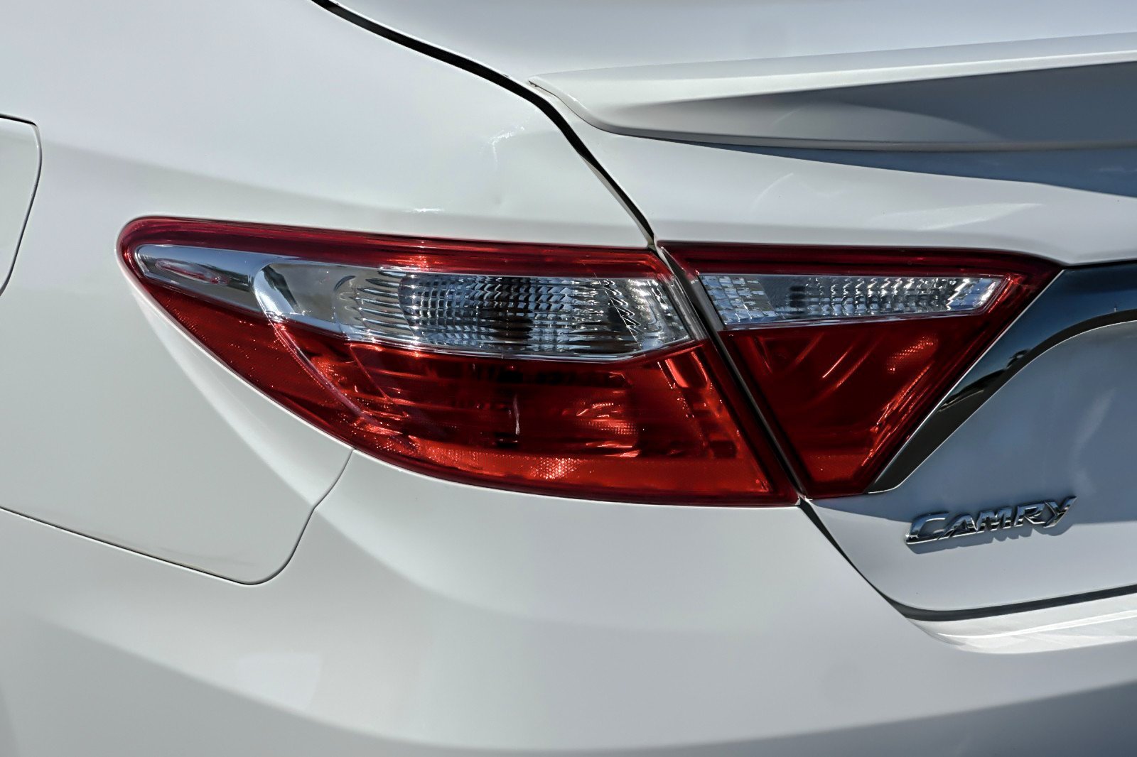 Certified Used 2016 Super White Toyota SE image 24
