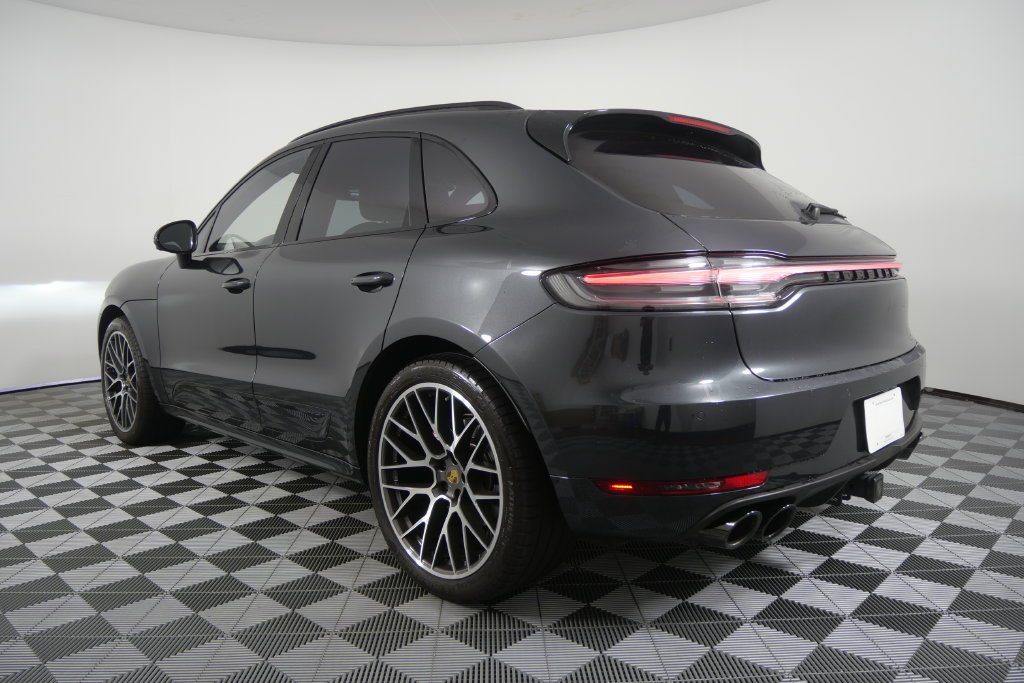 Used 2021  Porsche GTS image 6