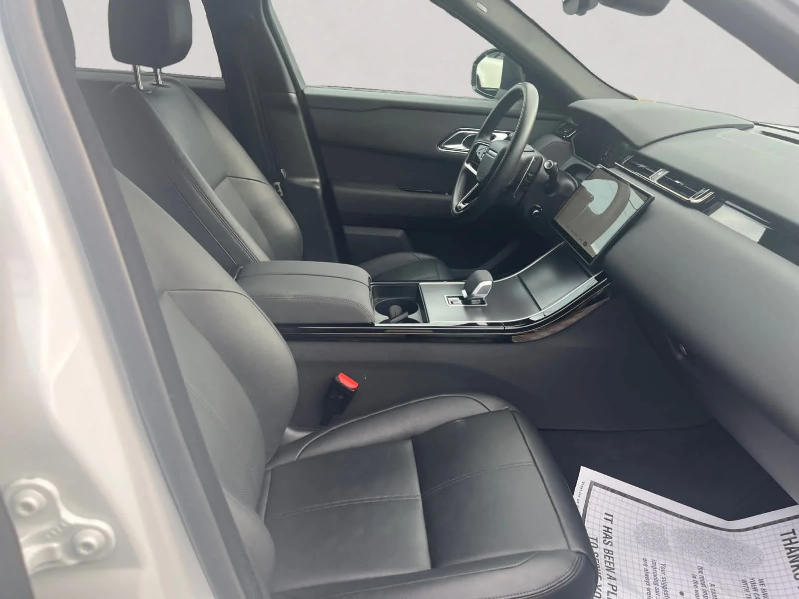 Certified Used 2026 Fuji White Land Rover S image 15