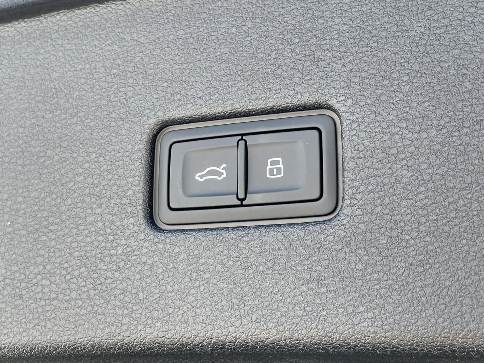 New 2026 6Y6Y/ Audi Premium Plus image 18