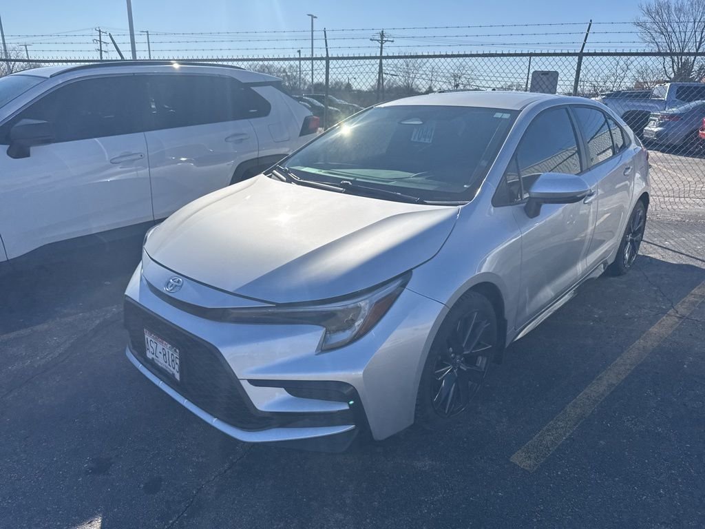 2023 Toyota Corolla SE CVT's photo