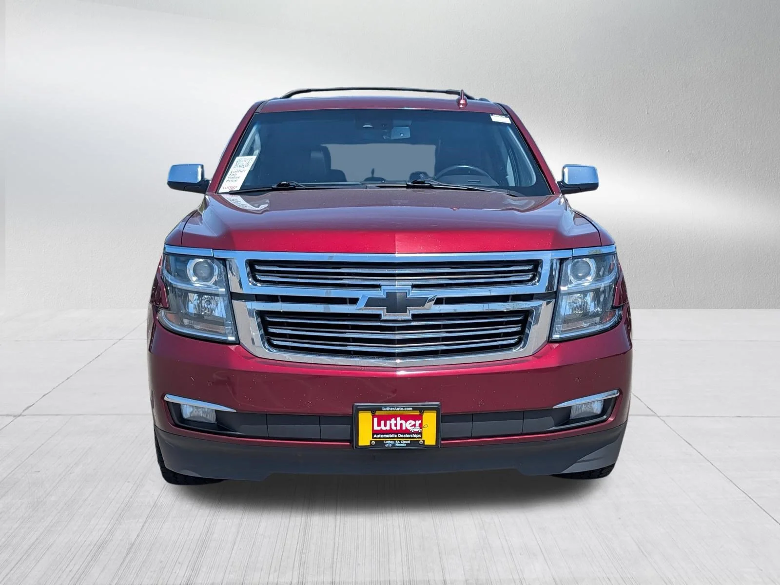 Used 2018 Chevrolet Tahoe Premier with VIN 1GNSKCKC8JR155511 for sale in Waite Park, Minnesota
