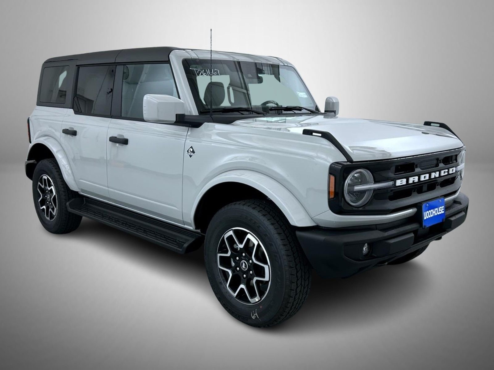 New 2026 Avalanche Gray Ford Outer Banks image 3