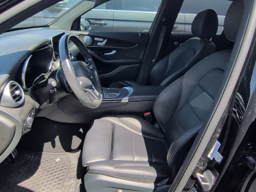 Used 2020 Black Mercedes-Benz GLC 300 image 10