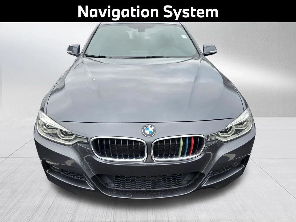 Used 2018 Gray BMW 340i xDrive image 3