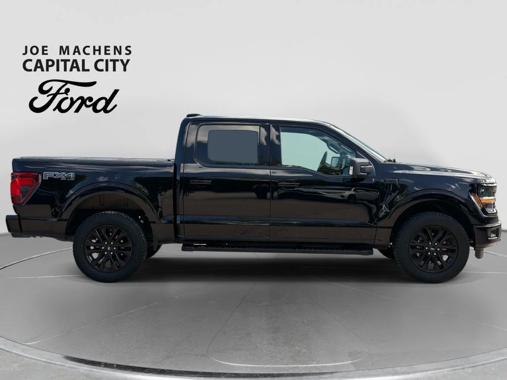 Used 2025 Black Ford XLT image 3