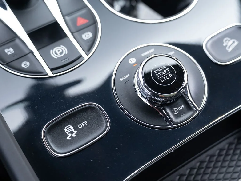 Used 2024 Black Bentley  image 32