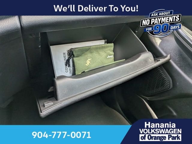 Used 2024 Gray Jeep Altitude image 22
