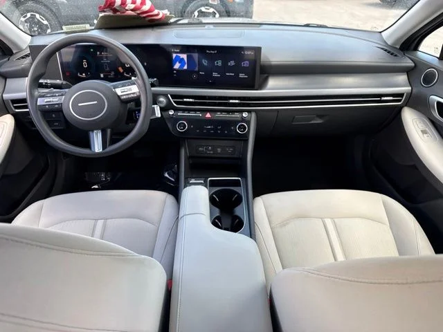 Used 2025 Blue Hyundai SEL image 16