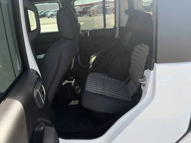 New 2026 Bright White Clear-Coat Exterior Paint Jeep 85th Anniversary Edition image 23