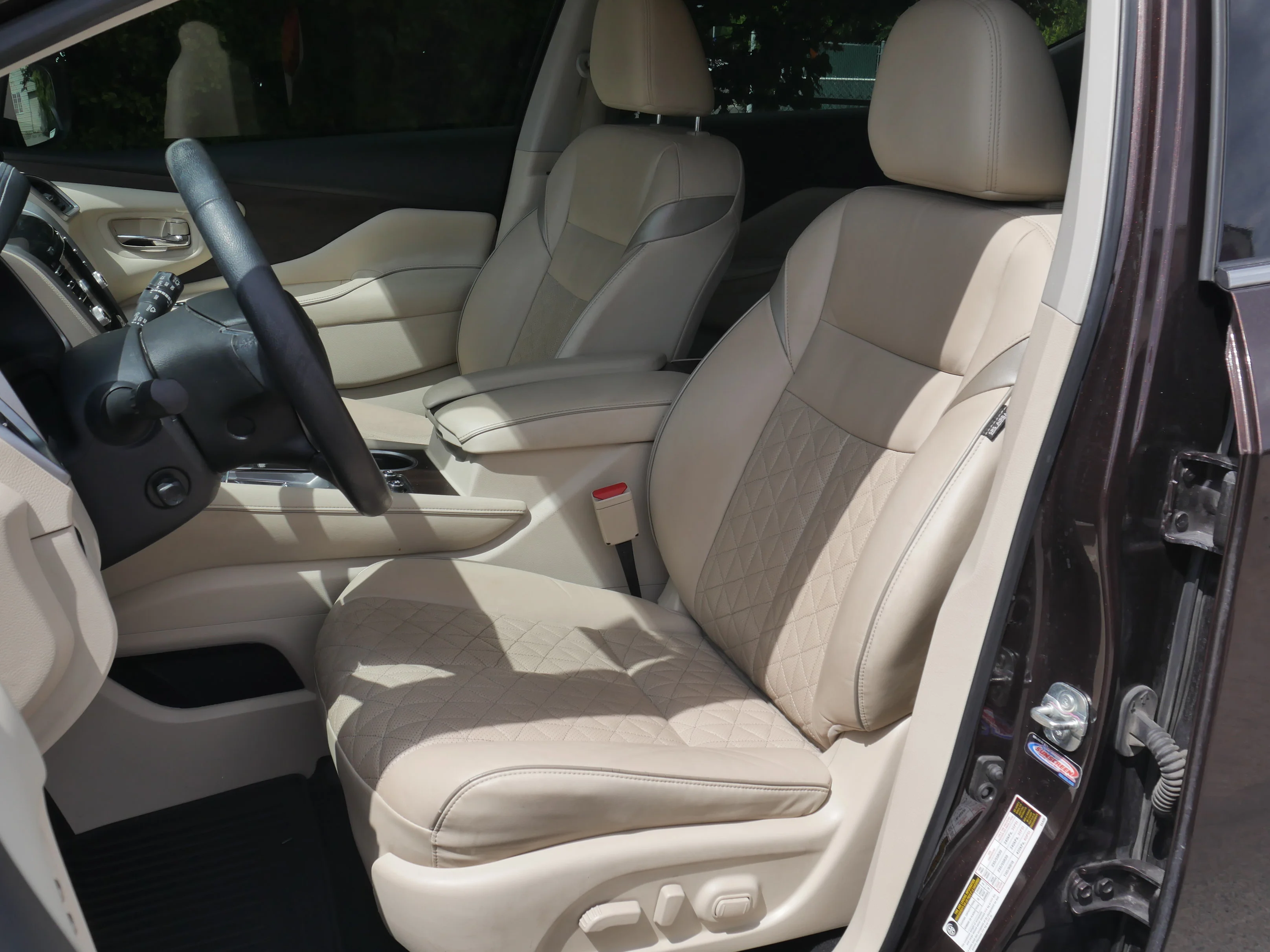 Used 2019 Mocha Almond Pearl Nissan Platinum image 30