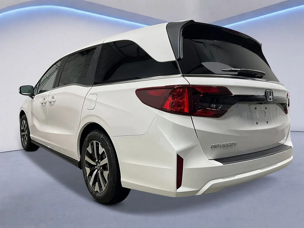 New 2027 Platinum White Pearl Honda EX-L image 3