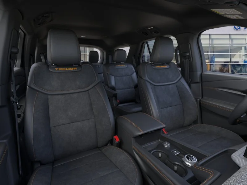 New 2026 Star White Metallic Tri-Coat Ford Tremor® image 33