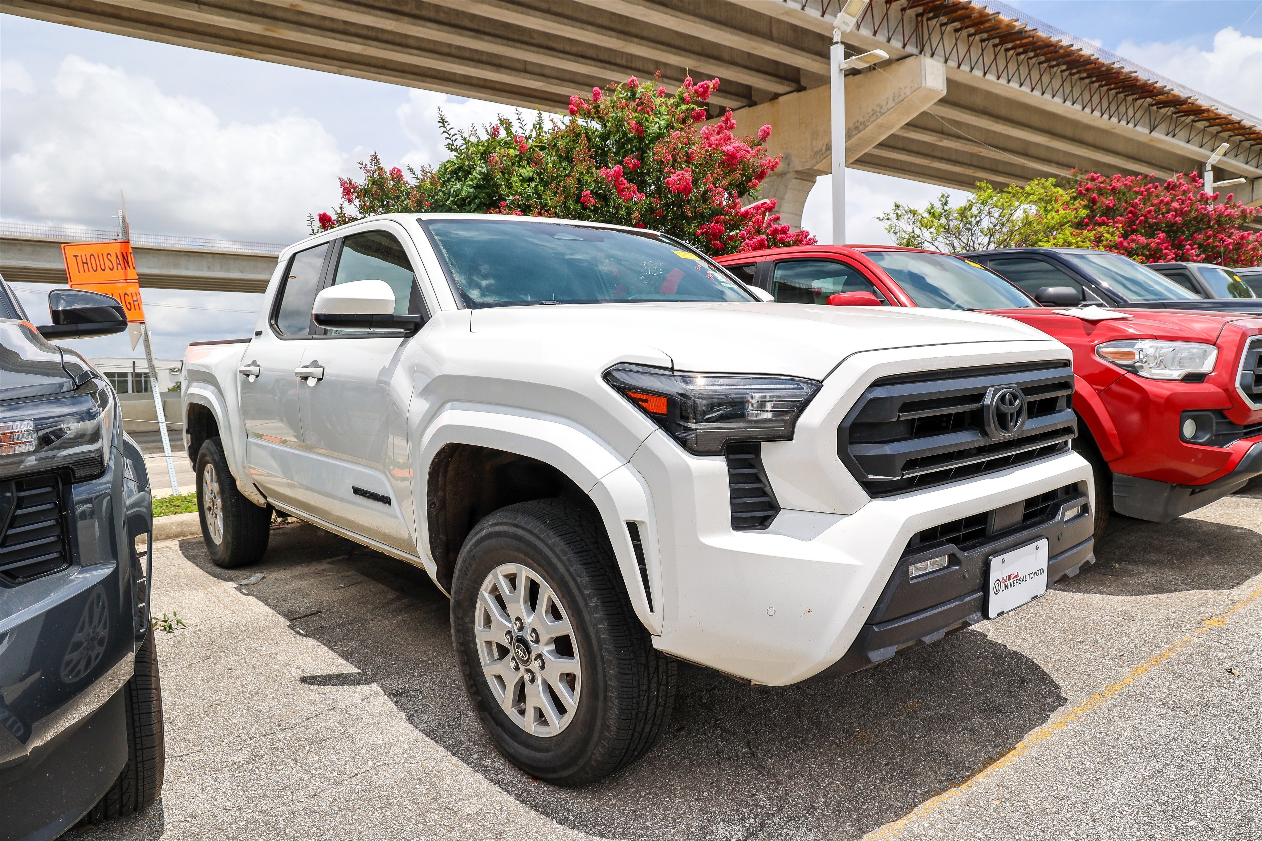 Used 2024 ICE CAP Toyota Limited image 5