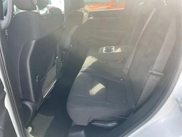 Used 2020 White Jeep Laredo E image 5