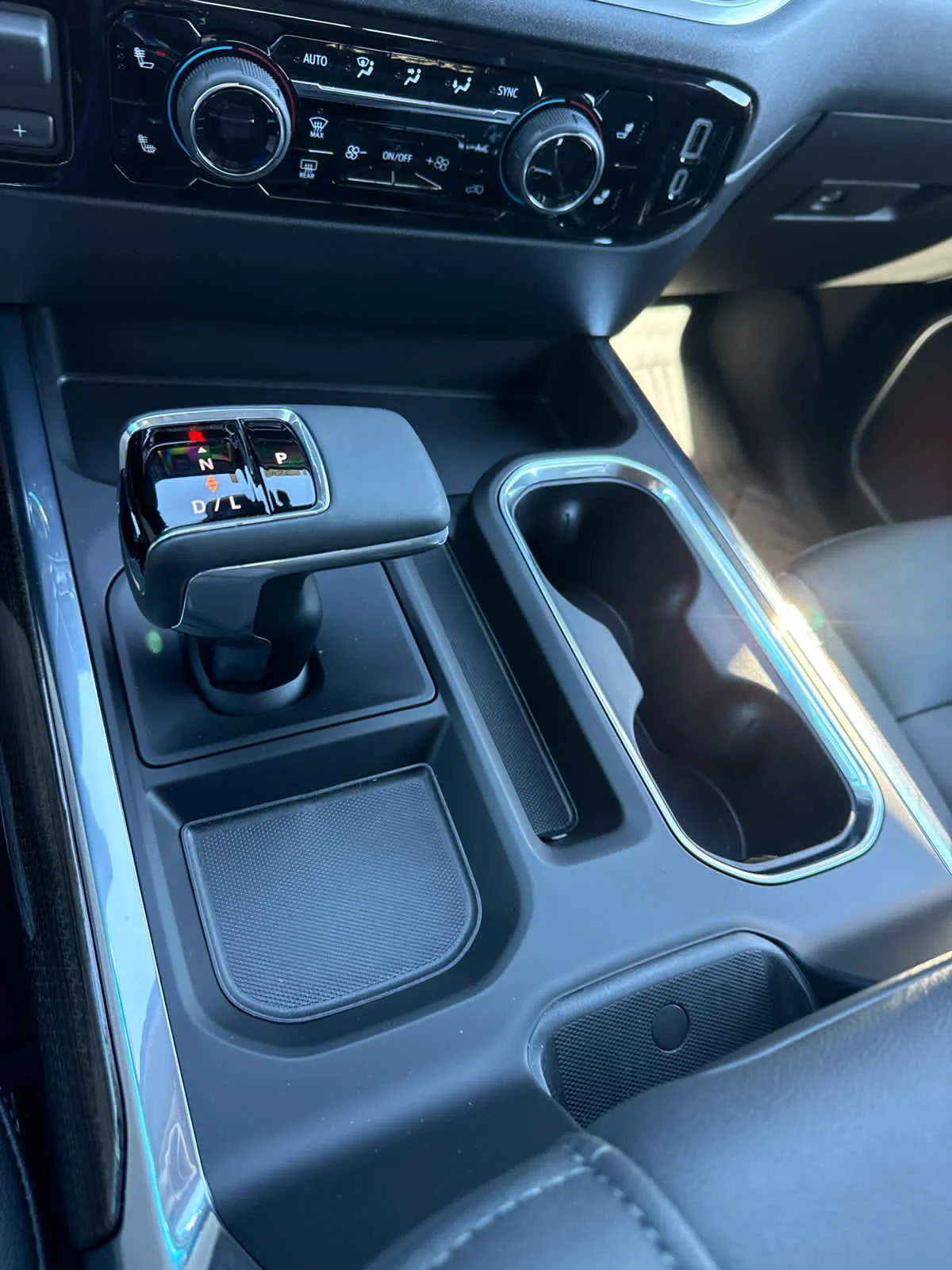 2026 Chevrolet Silverado 1500 RST - Photo 18