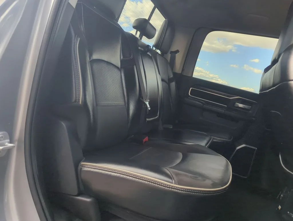 Used 2024 Silver Ram Laramie image 23