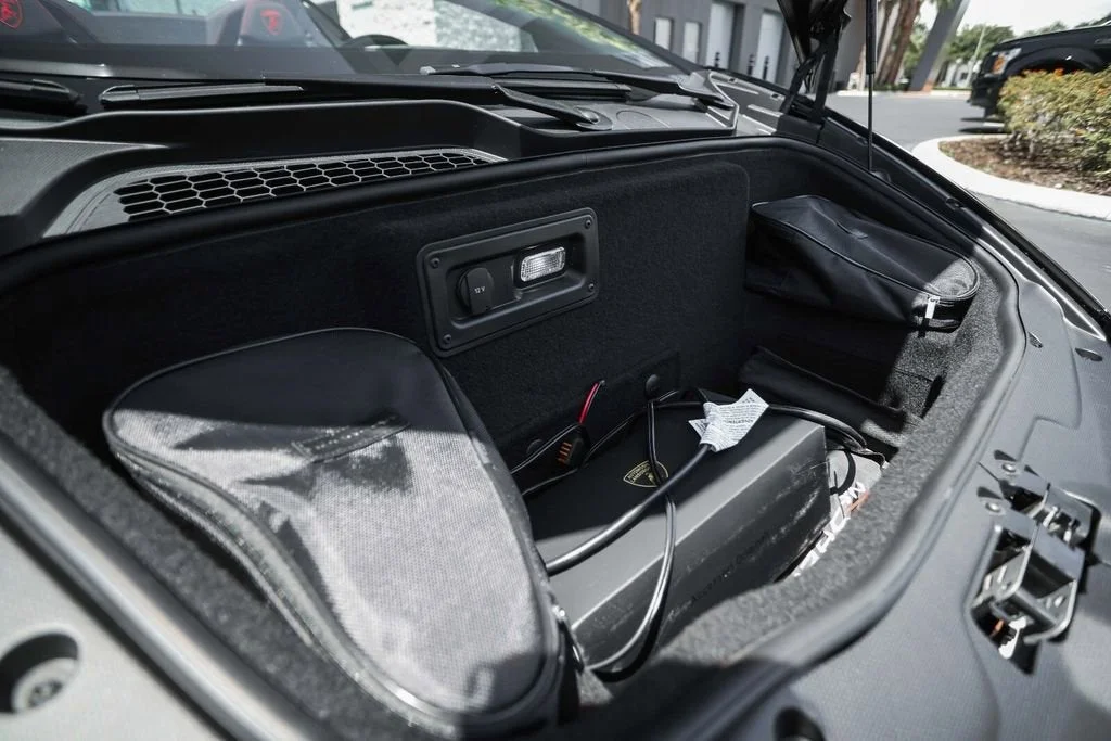 Used 2020 Nero Noctis Lamborghini Base image 28
