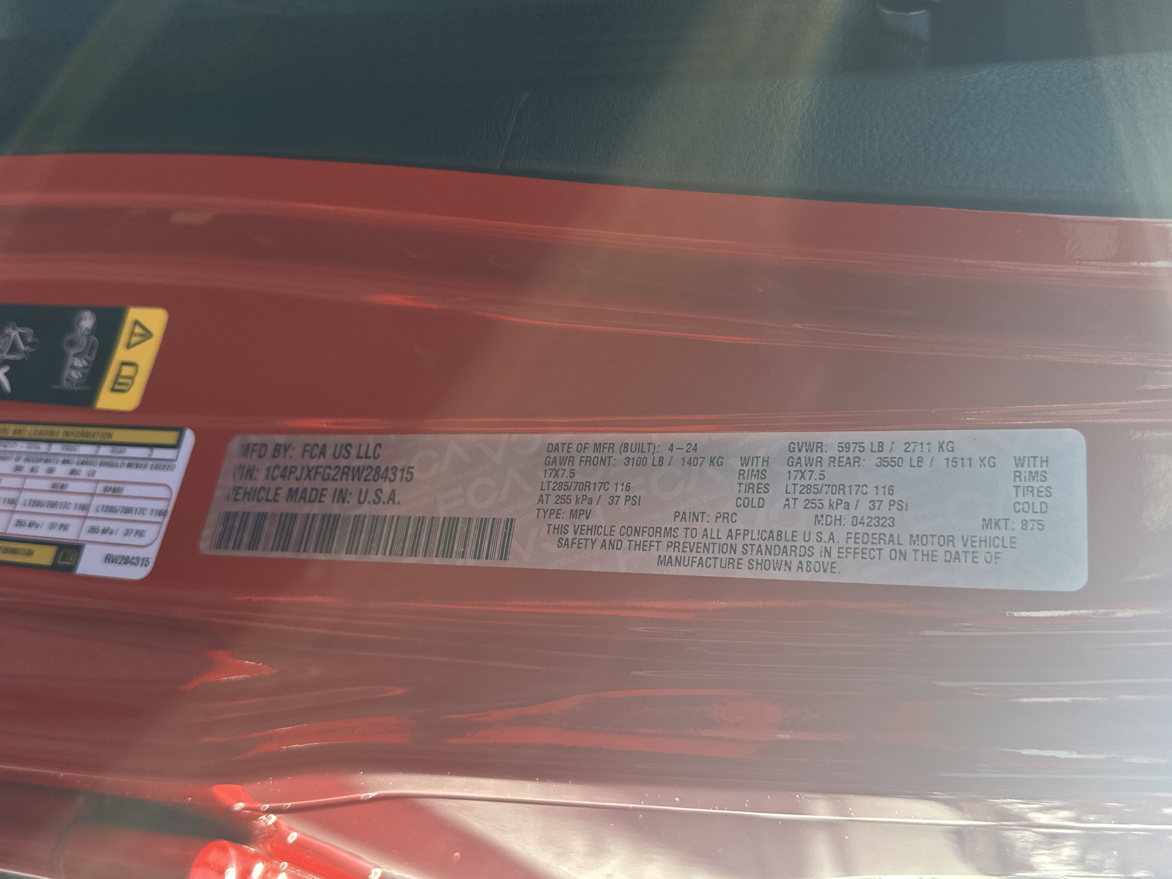 Used 2024 Firecracker Red Clearcoat Jeep Rubicon image 29