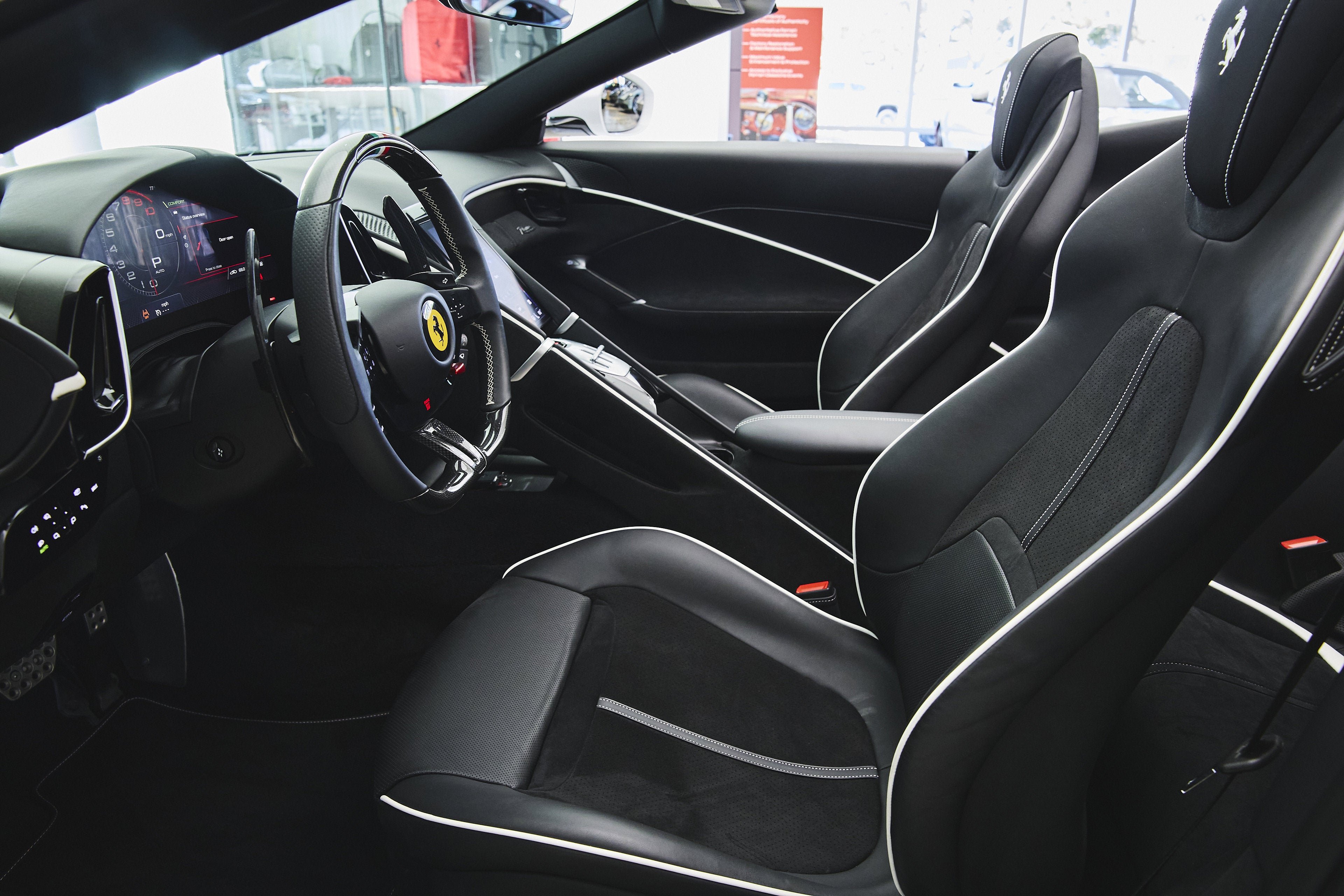 2024 Ferrari Roma Base - Photo 28