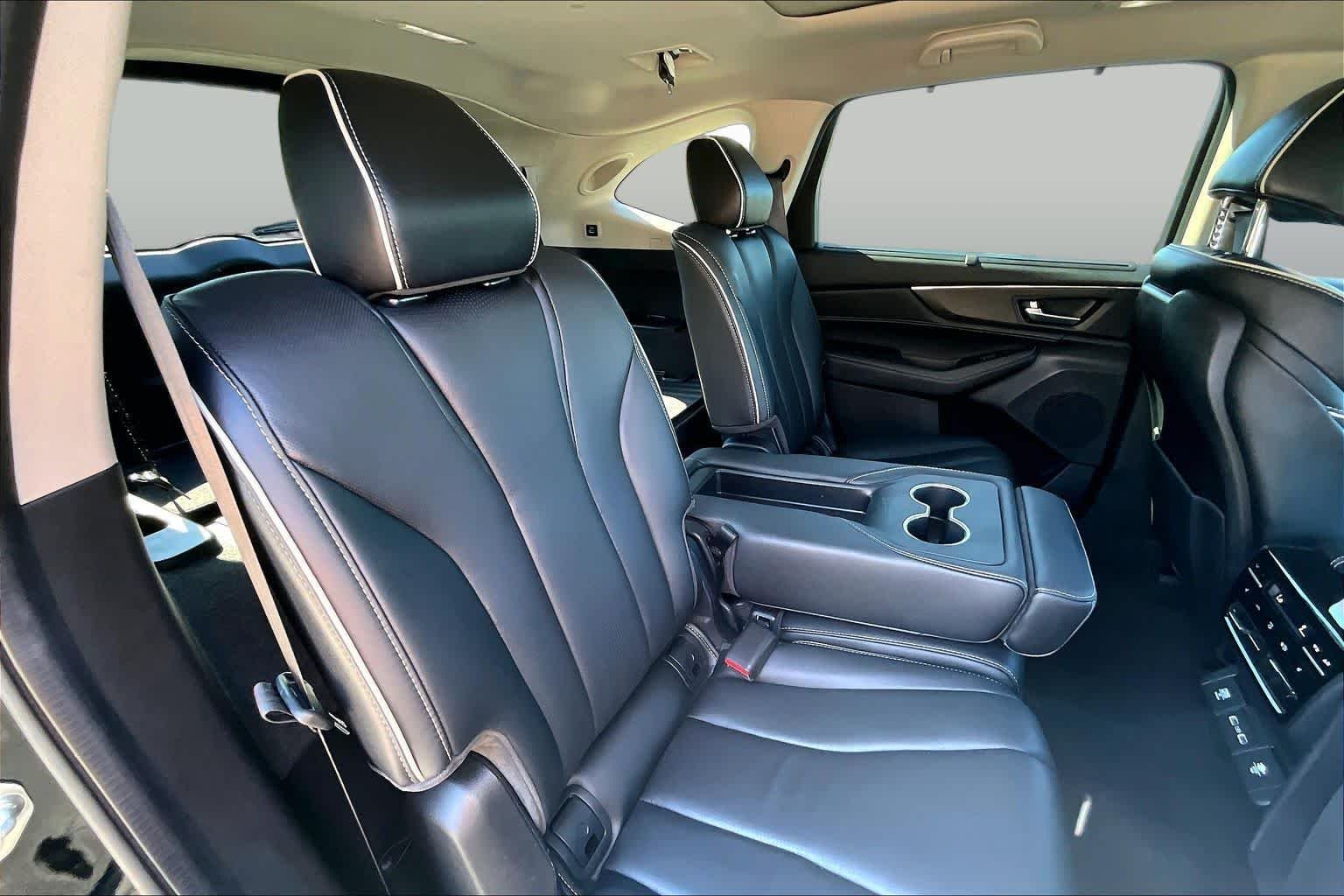 Used 2024 Majestic Black Pearl Acura w/Advance Package image 19