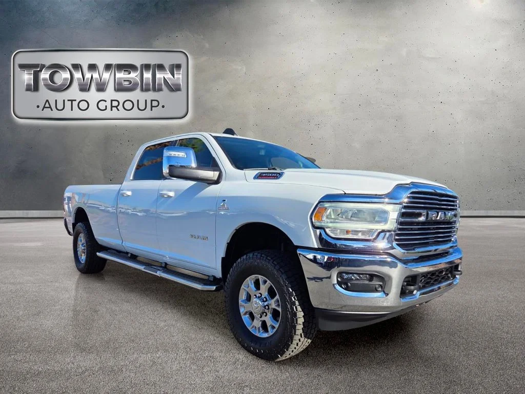 Used 2023 White Ram Laramie image 2