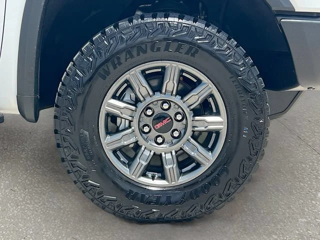 2026 GMC Sierra 1500 AT4X - Photo 19