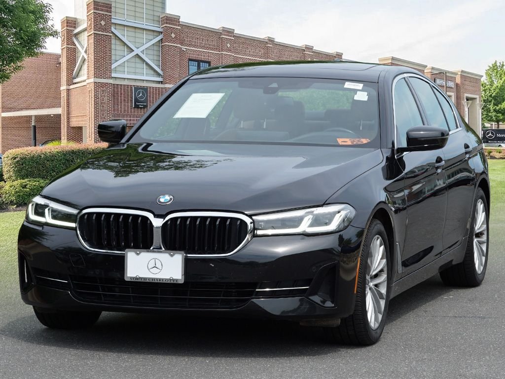 Used 2023 Black Sapphire Metallic BMW 530i xDrive image 4