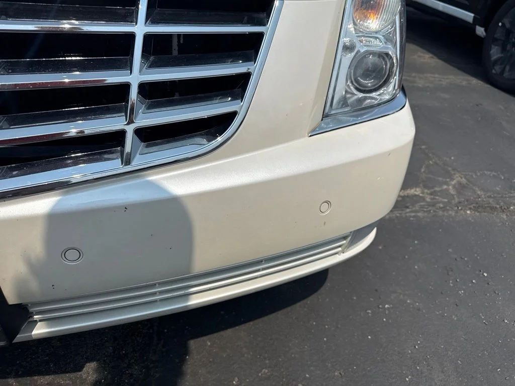 Used 2011 White Cadillac Platinum image 8