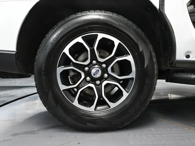 2024 Ford Expedition XLT - Photo 16