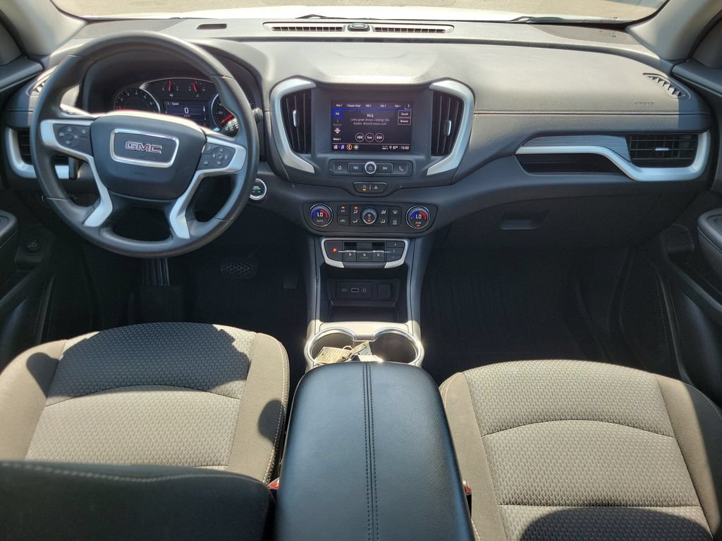 Used 2023 Summit White GMC SLE image 13