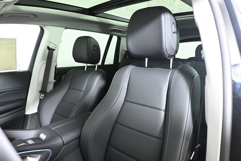 New 2026 Black Mercedes-Benz GLS 450 image 59