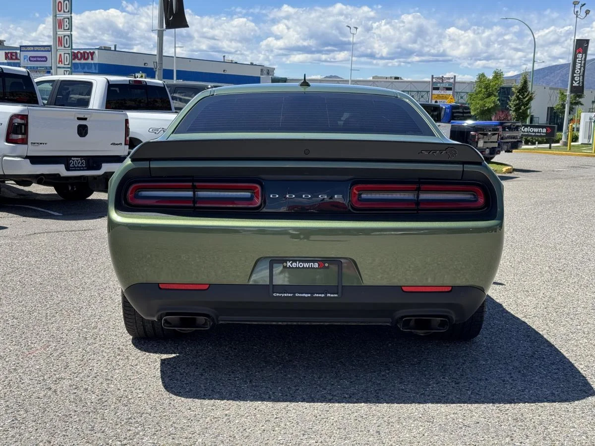 Used 2023 Green Dodge Srt Hellcat image 7