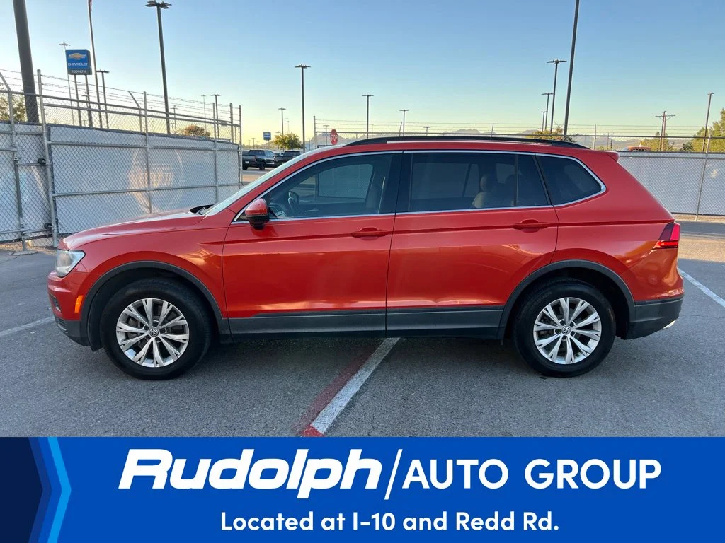 Used 2019 Orange Metallic Volkswagen 2.0T SE image 2