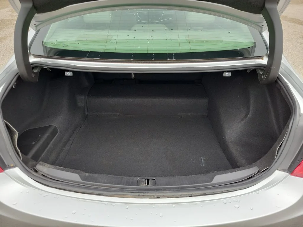 Used 2019 Silver Buick Premium I Group image 6