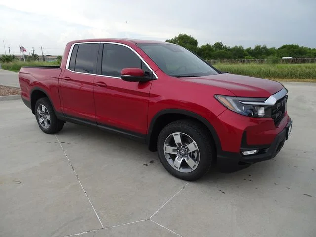 New 2026 Radiant Red Metallic II Honda RTL image 3