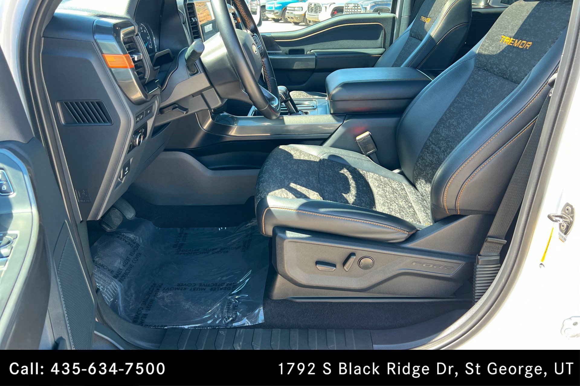 Used 2023 OXFORD WHITE Ford Tremor image 18