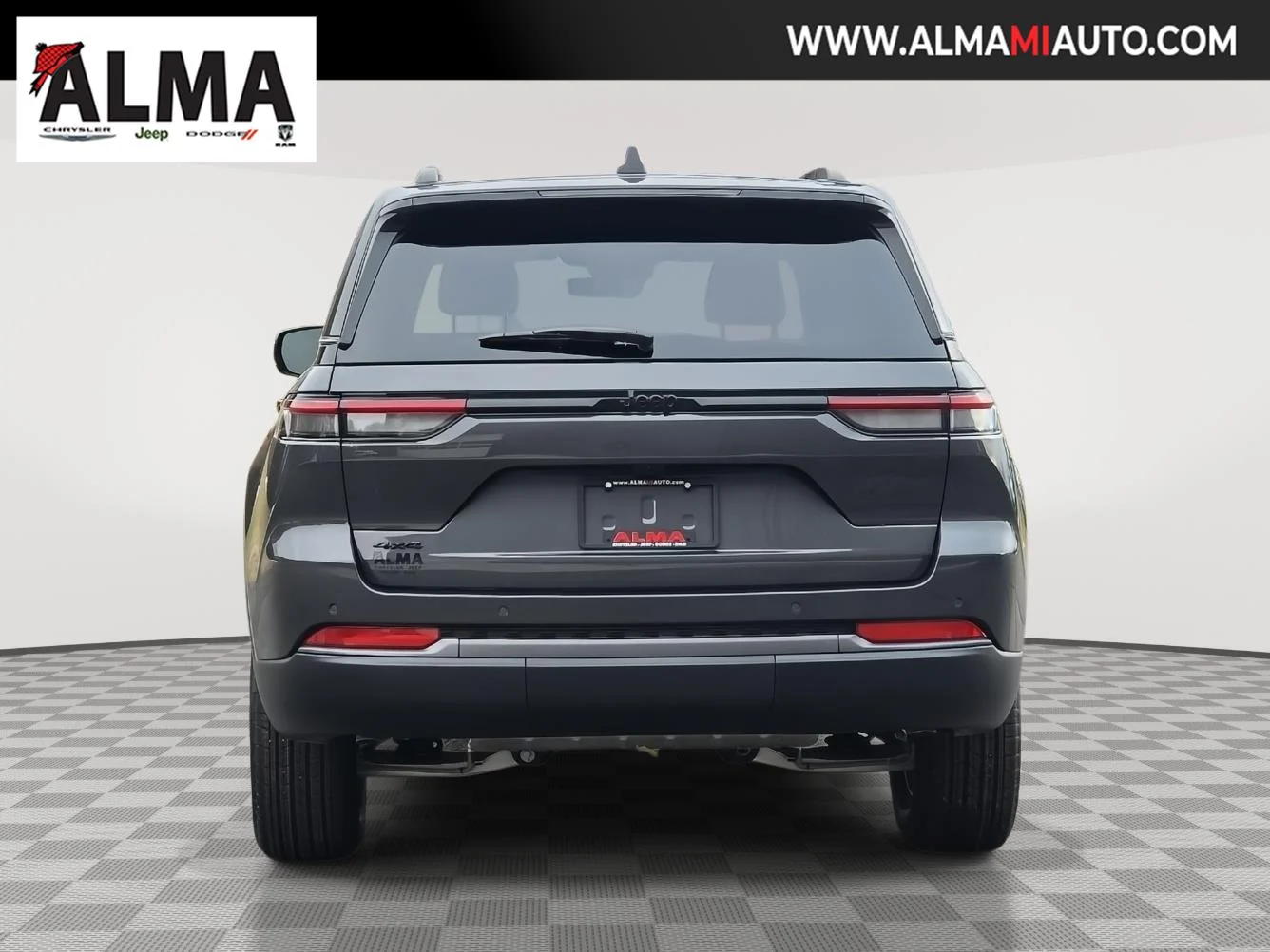 2026 Jeep Grand Cherokee Laredo - Photo 6