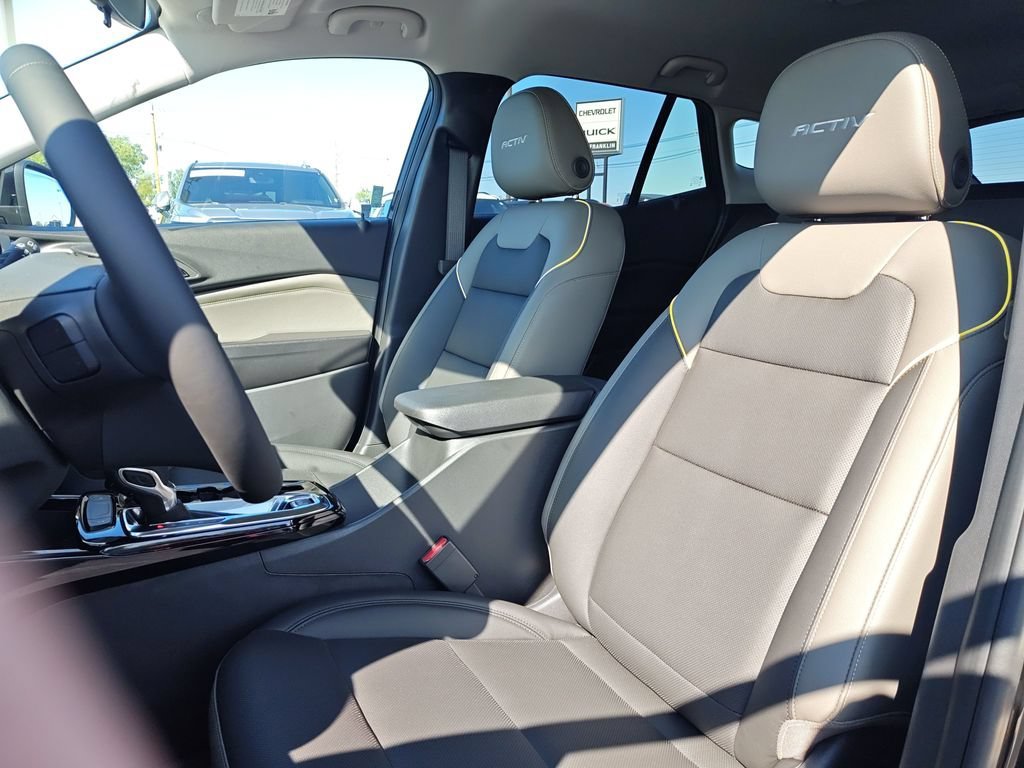 New 2026 Mosaic Black Metallic Chevrolet ACTIV image 13