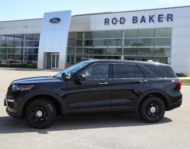 New 2026  Ford 4DR AWD POLICE image 1