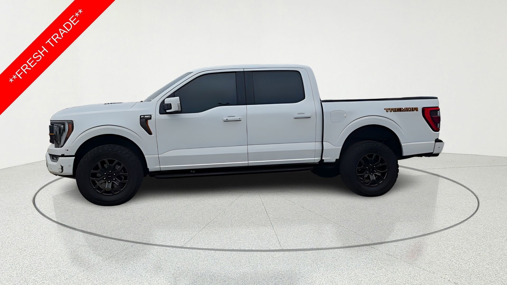 Used 2022 White Ford Tremor image 4