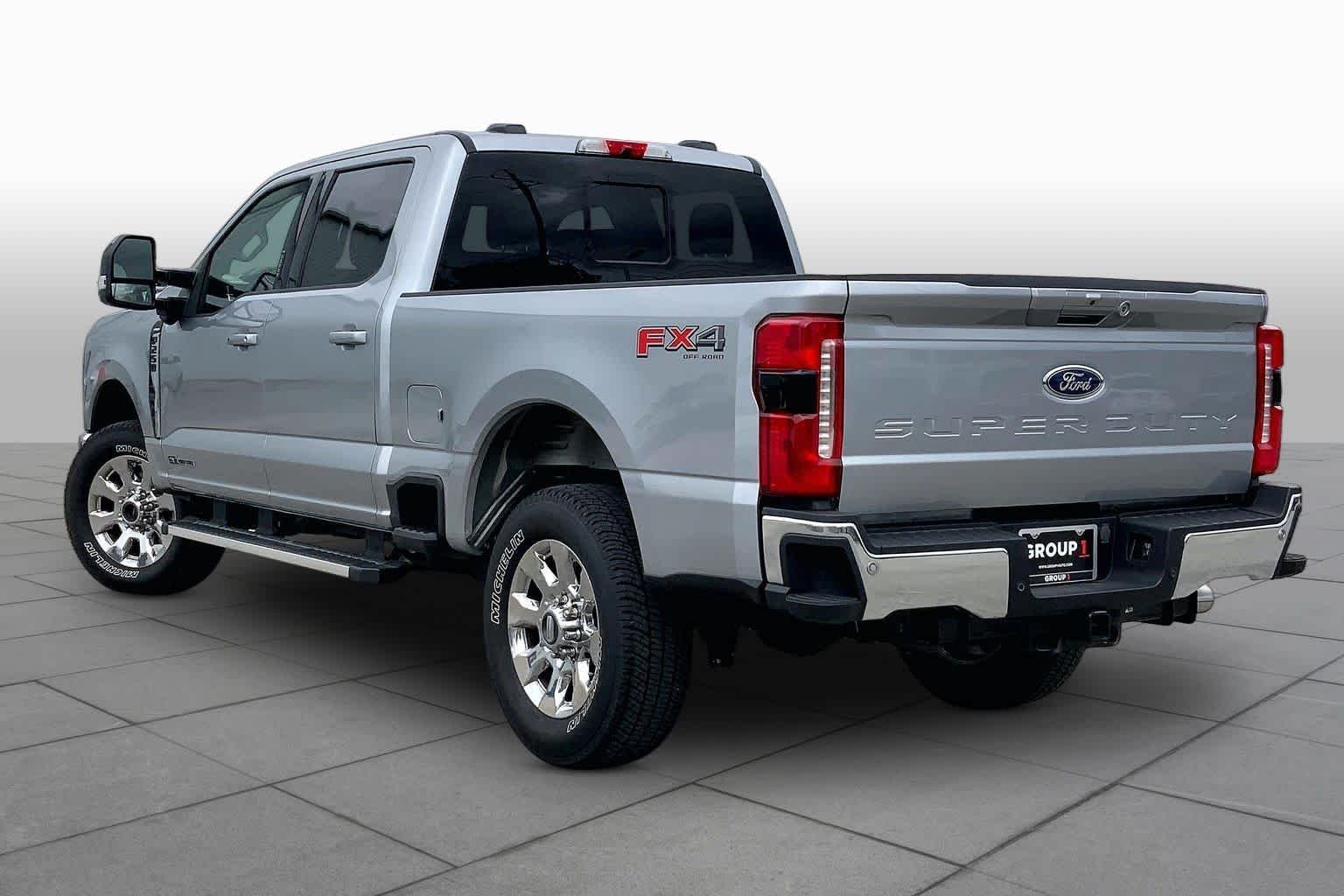 Used 2024 Iconic Silver Metallic Ford F-250 Pickup LARIAT image 12