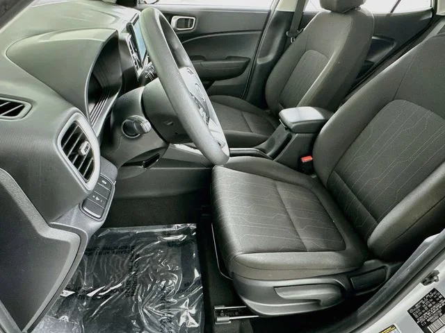 Certified Used 2023 Silver Hyundai SE image 9