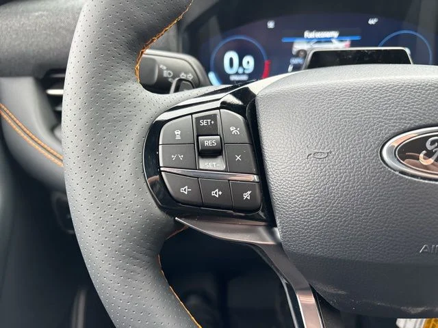 New 2026 Space White Metallic Ford Tremor® image 18